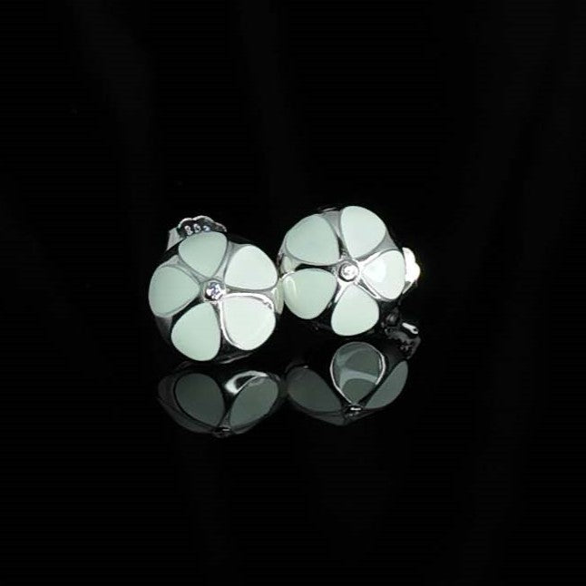Pearl Petal