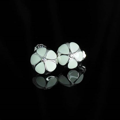 Pearl Petal