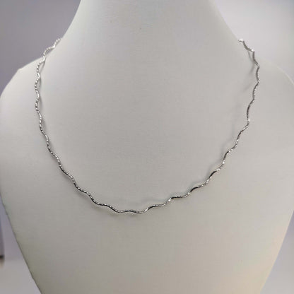 Silver Amore Neckpiece