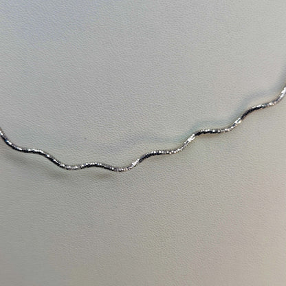 Silver Amore Neckpiece