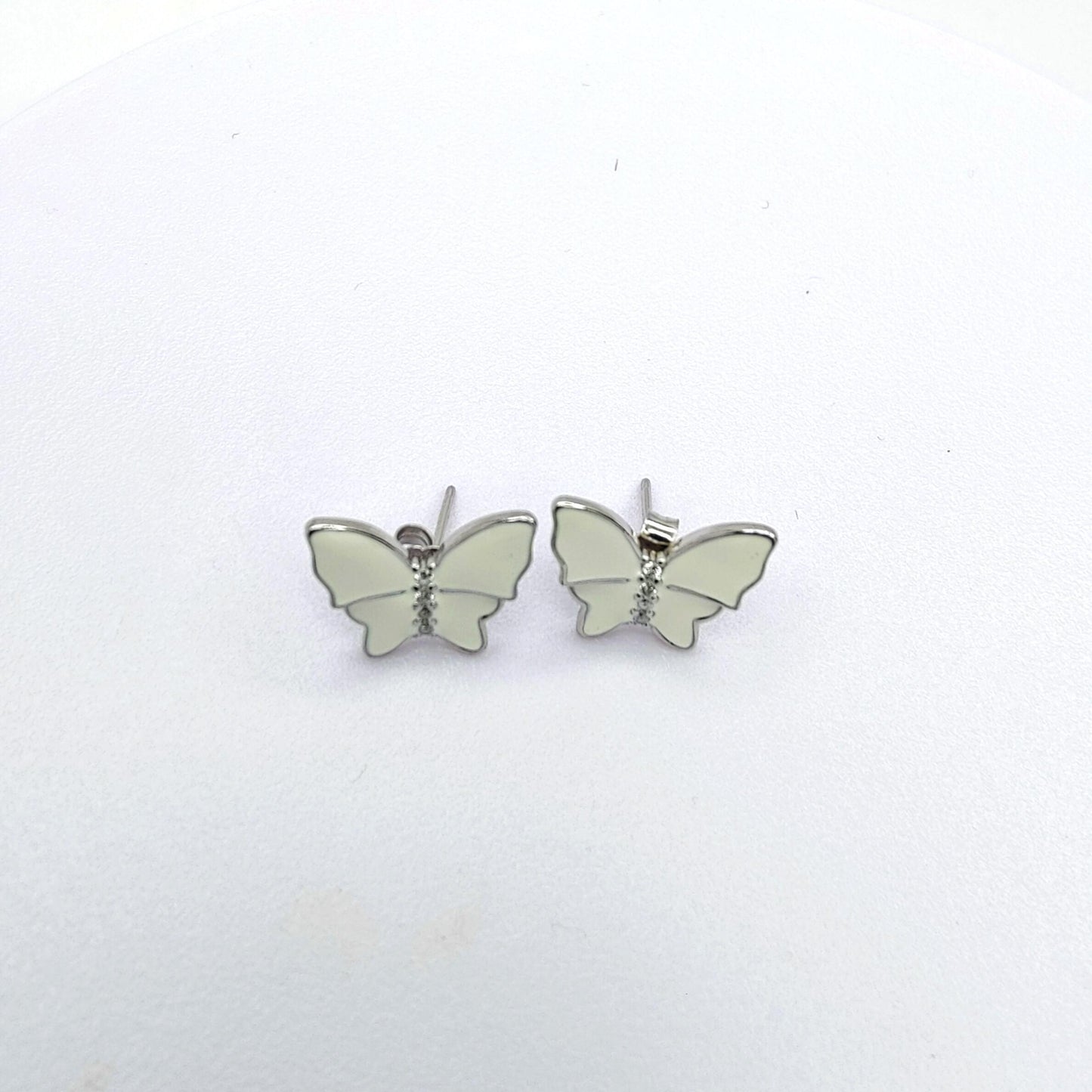 Pearl Wing