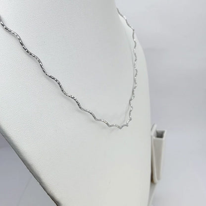Silver Amore Neckpiece